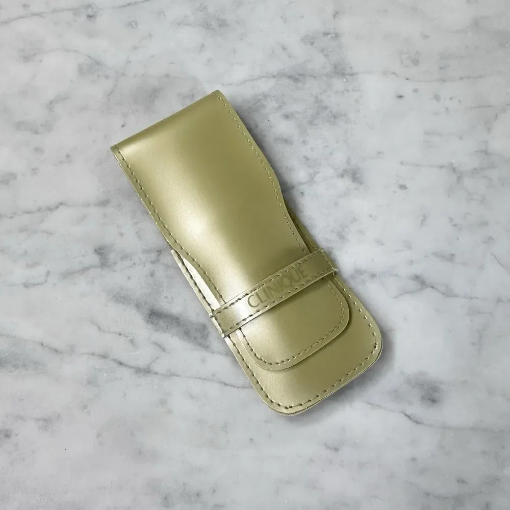 CLINIQUE Travel Three-Piece Mini Makeup Brush Set in Green Case